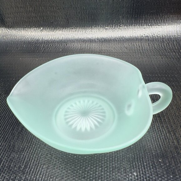Vintage Indiana Glass Light Green Frosted Satin Finish Glass Dish Bowl W Handle - Picture 12 of 13